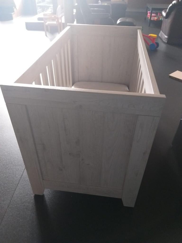 Lit bébé 120x60 avec matelas, Enlèvement, Utilisé, Lit