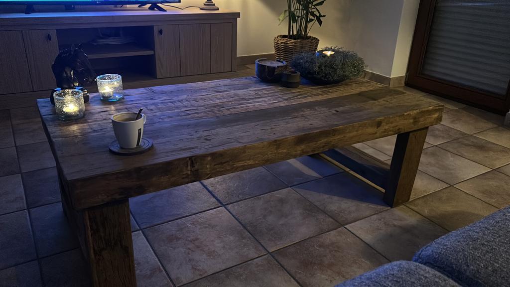 Table salon, Ophalen, Zo goed als nieuw