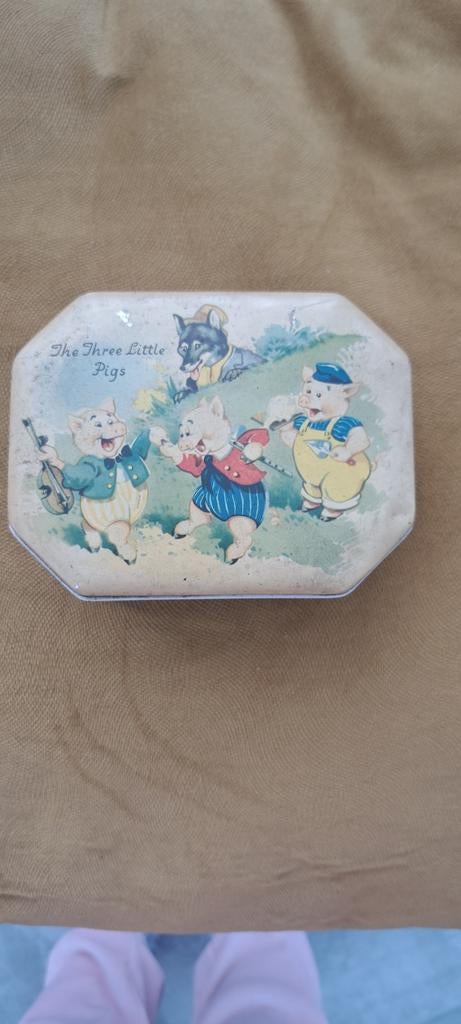 Boîte métallique côté d'or les 3 petits cochons ancienne, Enlèvement ou Envoi
