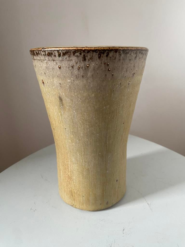 Vase brutaliste vintage grès Mobach, Antiek en Kunst, Ophalen of Verzenden