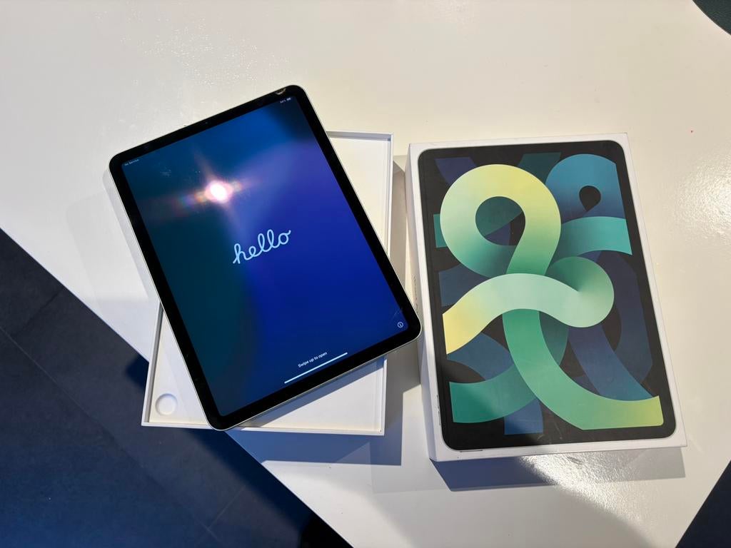 iPad Air 4 256GB cellulaire + WiFi en excellent état, Computers en Software, Apple iPads, Ophalen of Verzenden, Zo goed als nieuw