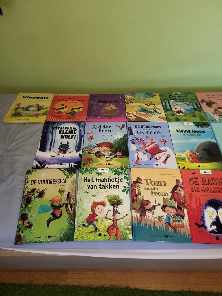 Leesknuffel Averbode, harde kaft, meerdere titels 19stuks, Boeken, Meerdere stripboeken, Ophalen, Gelezen