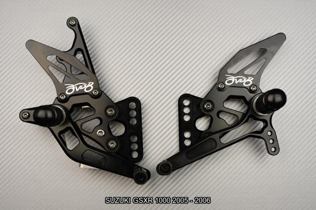 Platine Commandes Reculées SUZUKI GSXR 1000 2005 2006 K5 K6, Enlèvement ou Envoi, Neuf