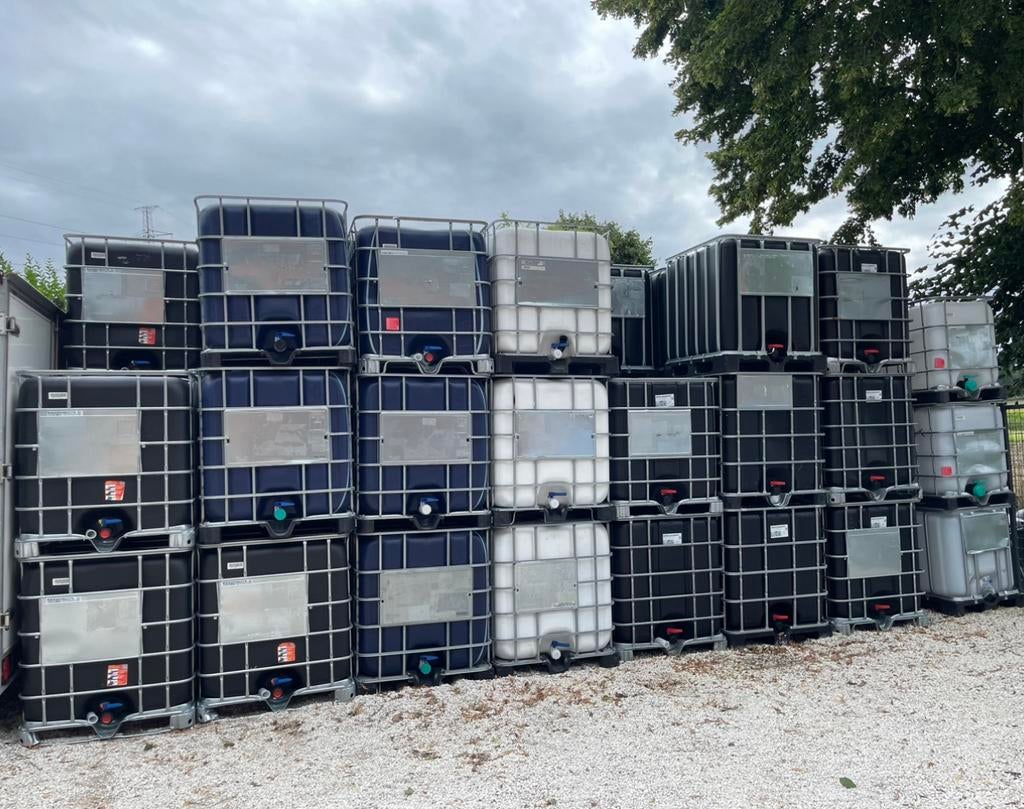 Cuve citerne cubi IBC 1000l compléte (avec cage et palette), Jardin & Terrasse, Barils de pluie, 150 litres ou plus, Enlèvement ou Envoi