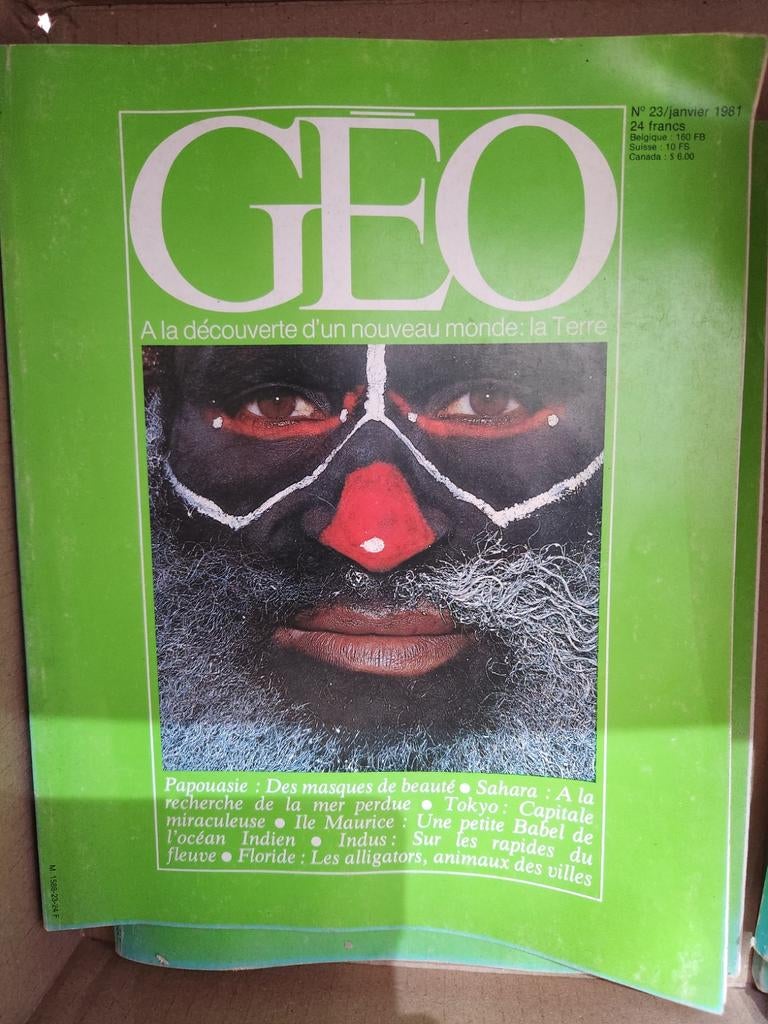 13Magazines GEO A la découverte d'un nouveau monde :La Terre, Enlèvement ou Envoi