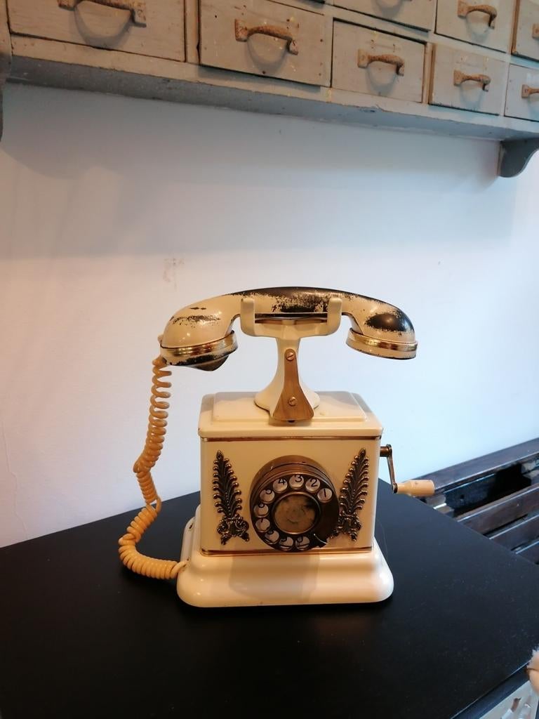 Magnifique ancien téléphone, Enlèvement ou Envoi, Comme neuf