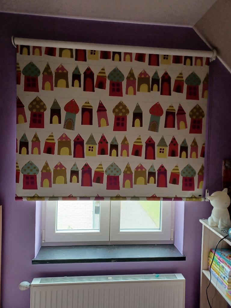 verduisterend rolgordijn Luxaflex prinsessenkastelen, Ophalen, 100 tot 150 cm, Zo goed als nieuw, 150 tot 200 cm