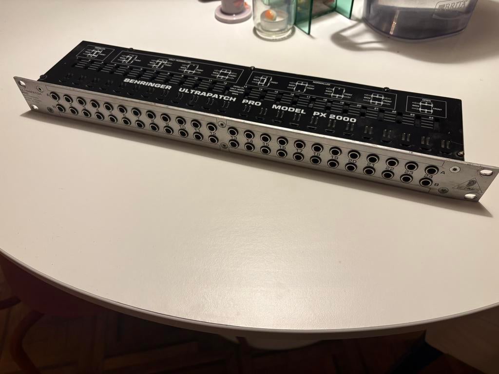 Behringer Ultrapatch Pro PX 2000, Enlèvement ou Envoi, Utilisé