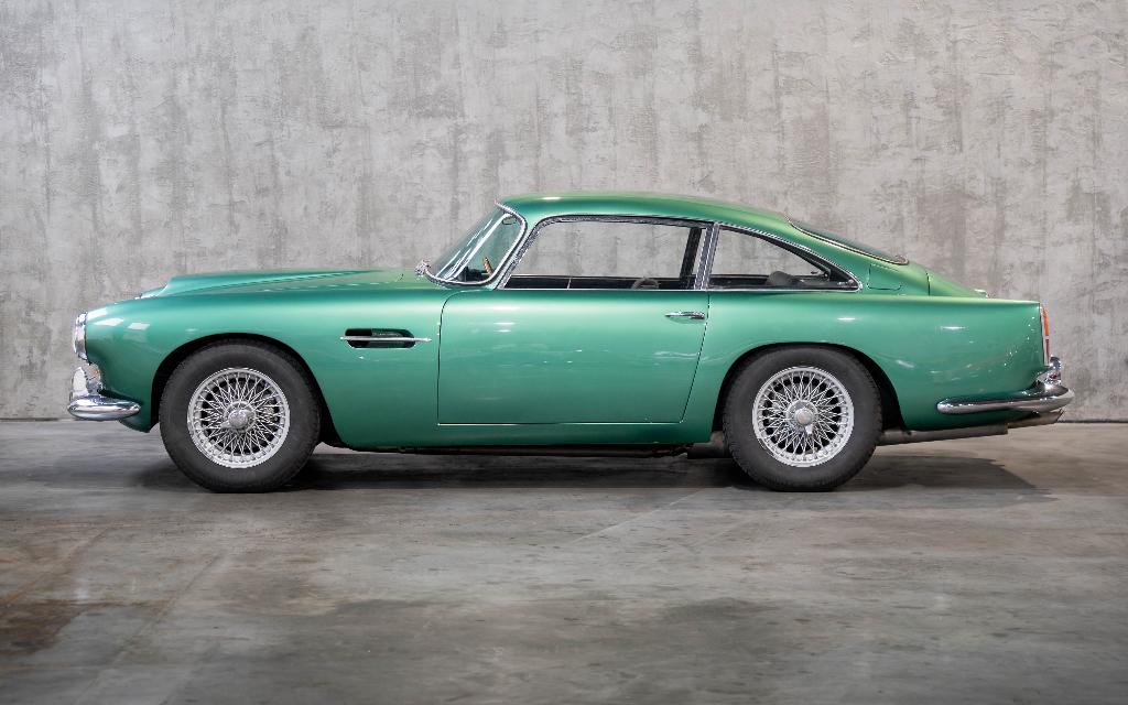 Aston Martin DB4-serie 2 uit 1960, Auto's, Leder, Bedrijf, Handgeschakeld, 2 deurs