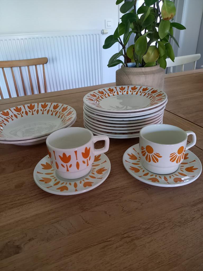 dessertborden diepe borden koffiekopjes Sarreguemines France, Enlèvement ou Envoi