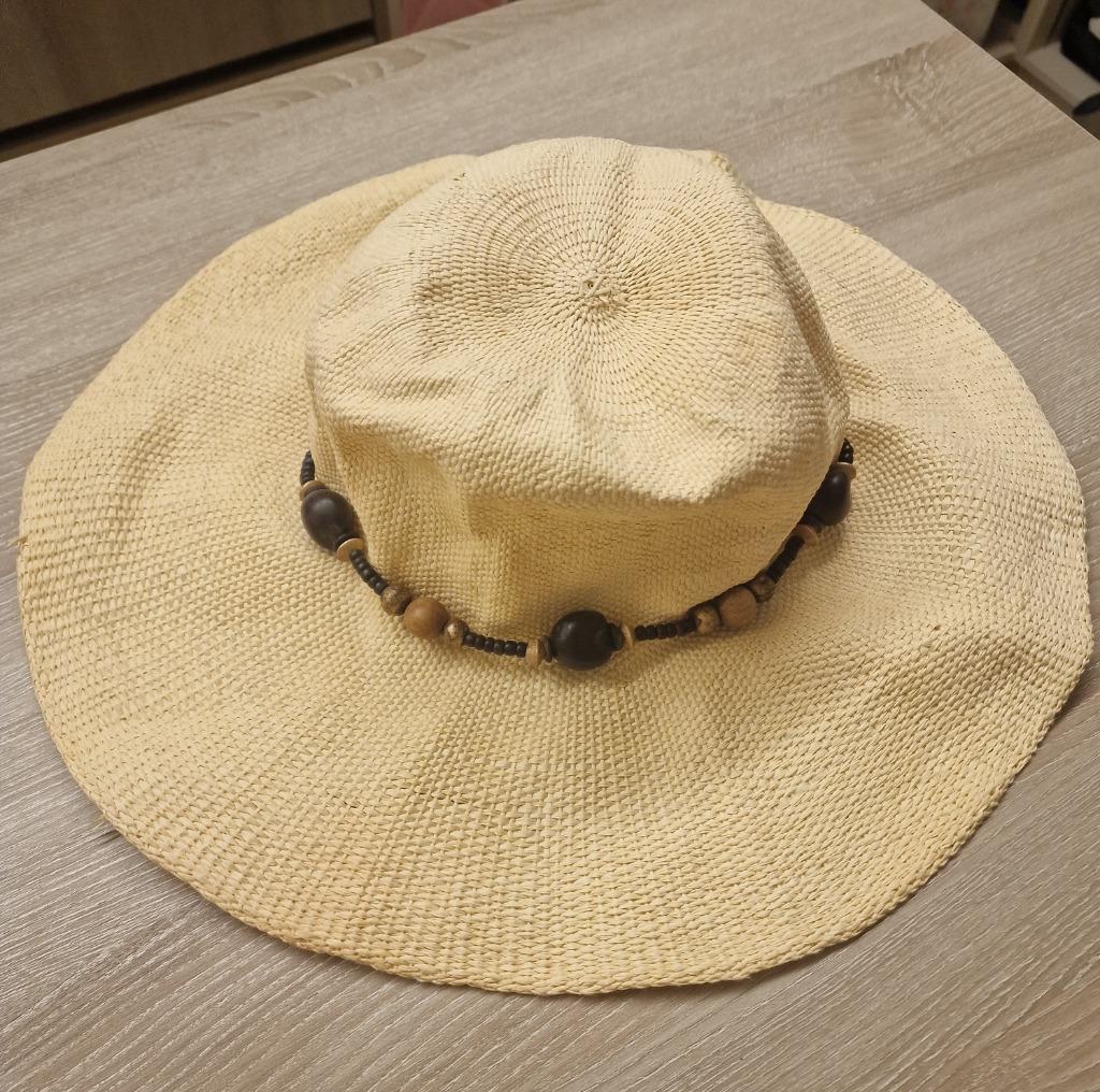 Mooie zomerhoed met pareltjes, Ophalen of Verzenden, Gedragen, One size fits all, Hoed