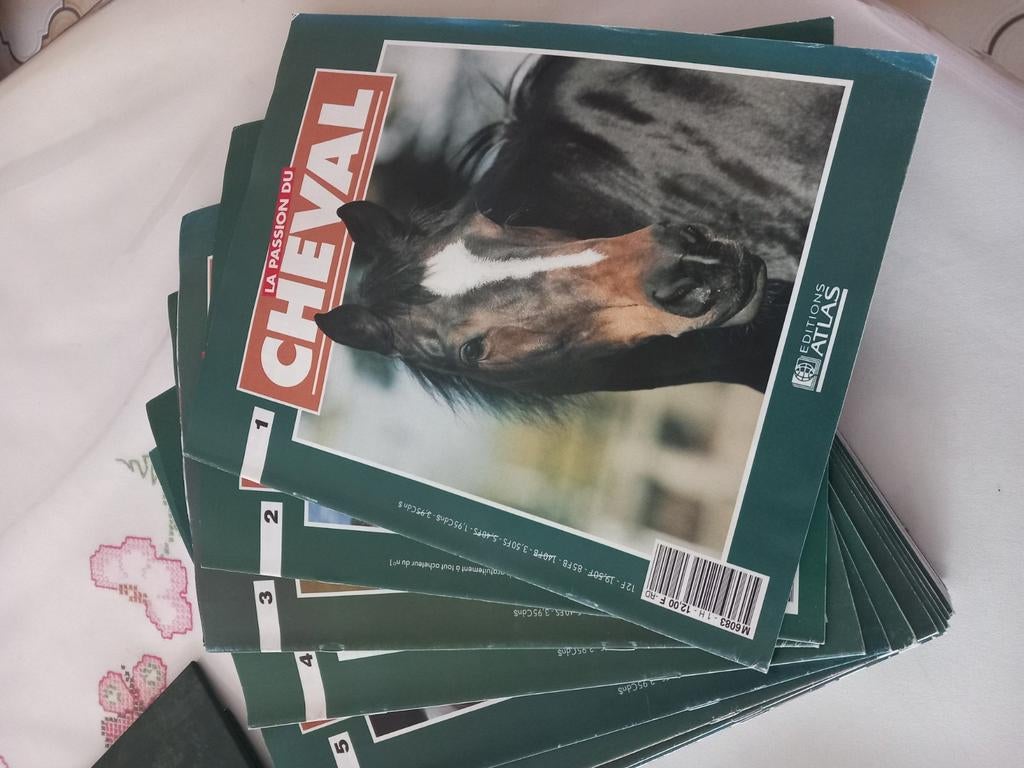 Lot de livres sue La Passion du Cheval, Livres, Enlèvement ou Envoi, Comme neuf