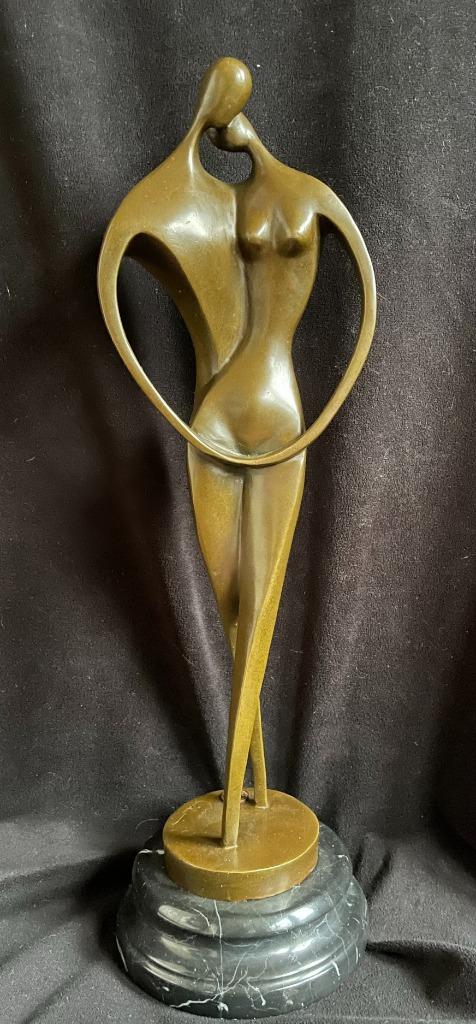 Bronzen abstract verliefd stel, 41 cm Milo zuiver brons, Antiquités & Art, Art | Sculptures & Bois, Enlèvement ou Envoi