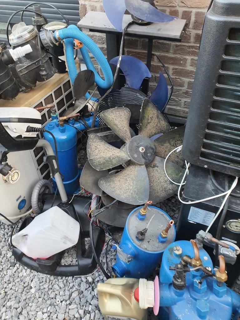 Zwembad warmtewisselaar en ventilators, Ophalen