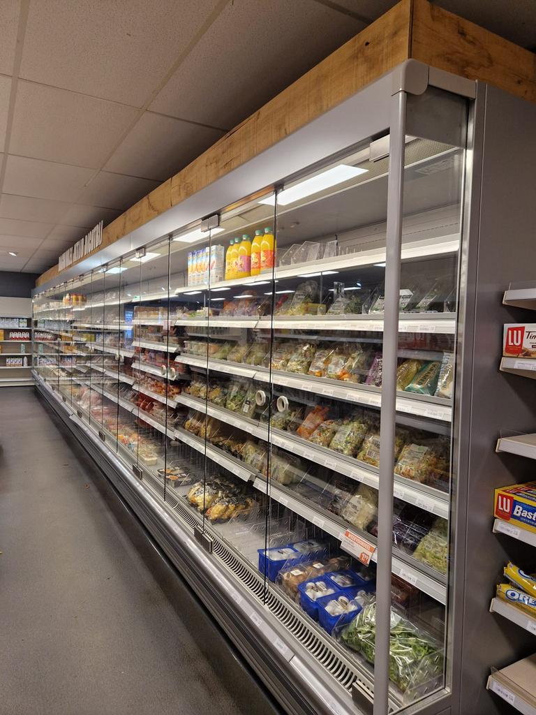 Supermarkt inventaris winkel rekken wandkoeling en vriekast, Ophalen