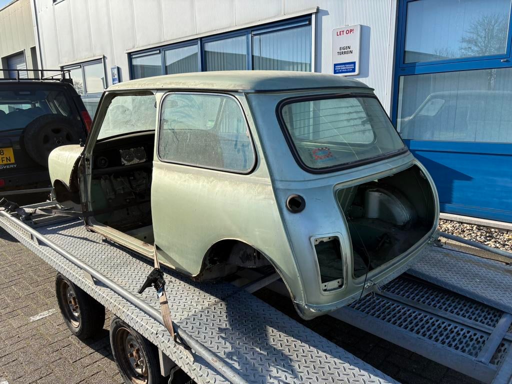 Classic Mini HLE automaat 1982 in onderdelen, Autos, Oldtimers & Ancêtres, Achat, 2 portes, Automatique, Particulier
