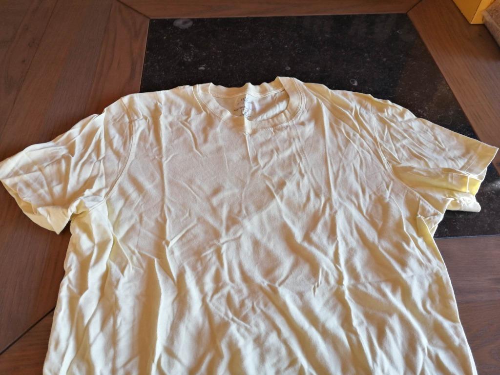 T-SHIRT GEEL MERK H&M LOGG - MAAT S / GEEL DONKERDER DAN FOT, Kleding | Heren, T-shirts, Geel, Ophalen of Verzenden, H&M, Gedragen