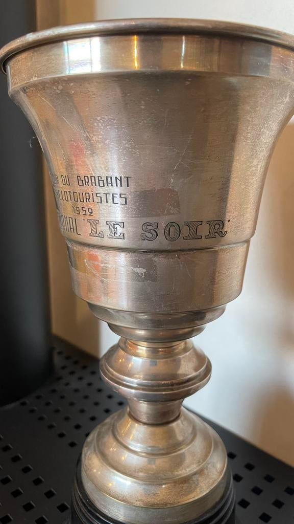 Trophée Le Soir., Collections, Enlèvement ou Envoi, Utilisé, Ustensile