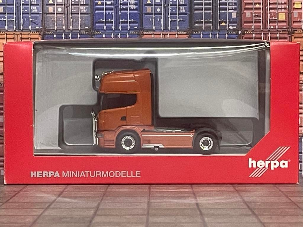 Herpa Scania R09 goudbruin trekker 1:87, Ophalen of Verzenden, Zo goed als nieuw, Bus of Vrachtwagen, Herpa