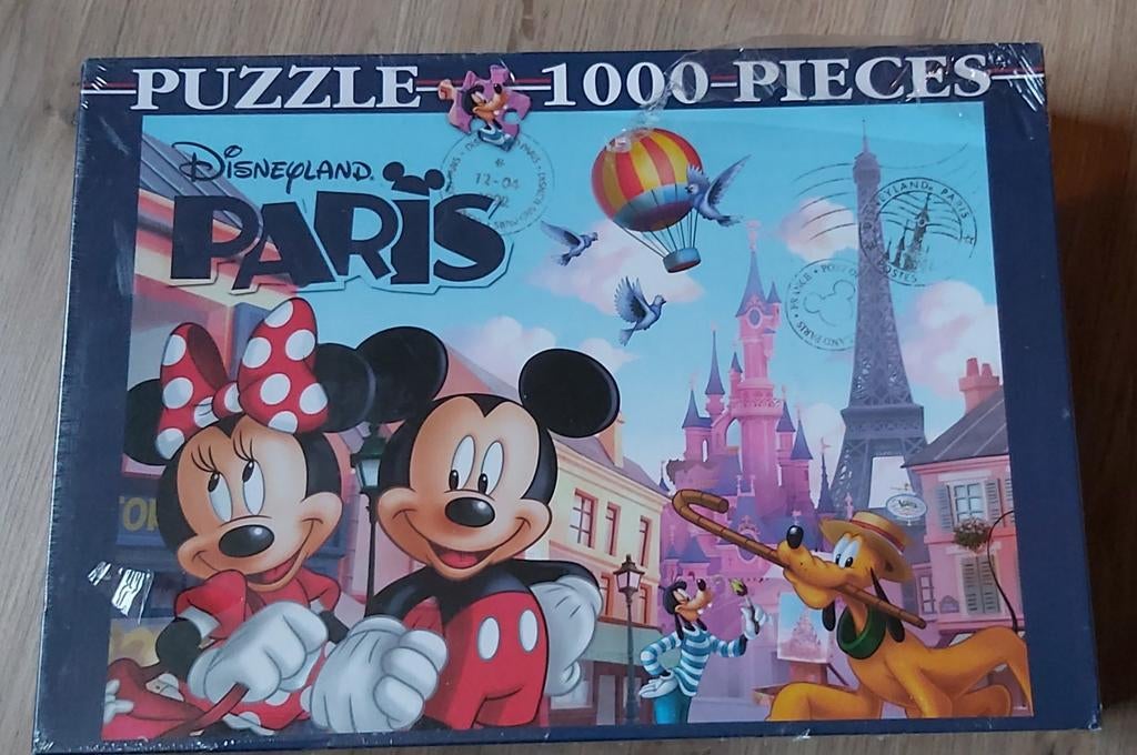 Splinternieuwe puzzel Disneyland 1000st, Hobby en Vrije tijd, Ophalen of Verzenden, 500 t/m 1500 stukjes, Nieuw, Legpuzzel