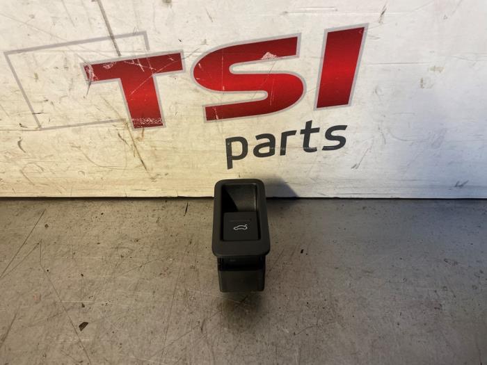 Commutateur hayon d'un Audi A3, -, 3 mois de garantie, Audi, Utilisé