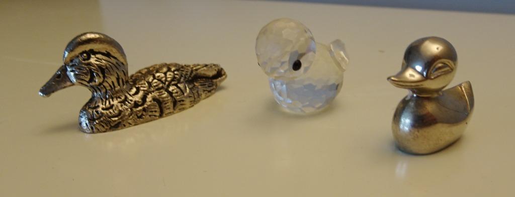 2 canards et un oiseau, Enlèvement ou Envoi, Comme neuf, Animal de ferme, Statue ou Figurine