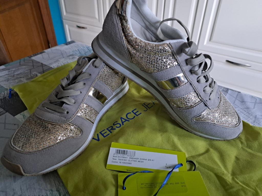 Prachtige Versace Sneakers Glitter & Metallic Maat 41, Kleding | Dames, Schoenen, Verzenden, Beige, Nieuw, Sneakers