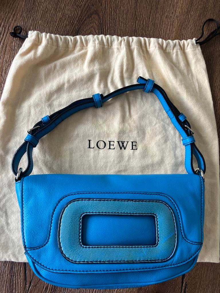 LOEWE handtas, Ophalen of Verzenden, Zo goed als nieuw, Blauw, Schoudertasje