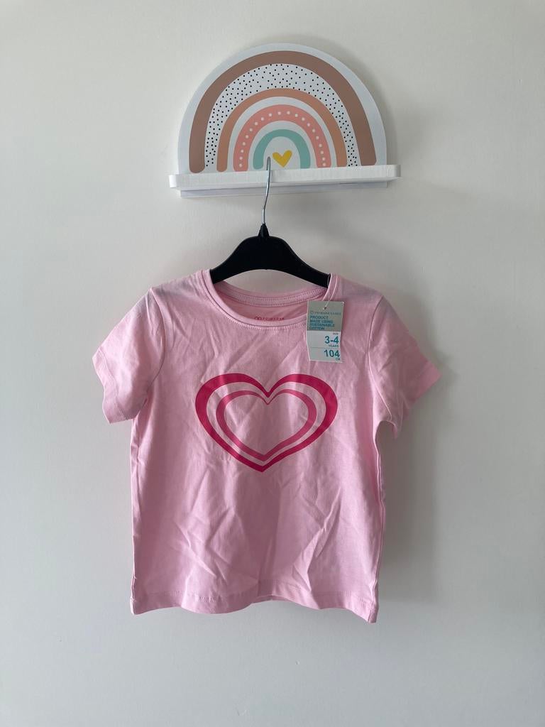 Nouveau t-shirt Primark taille 104, Neuf, Enlèvement ou Envoi, Chemise ou À manches longues, Primark
