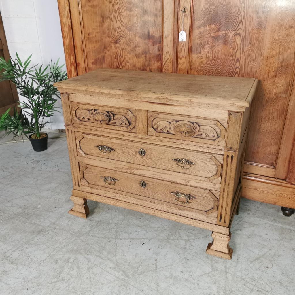 Commode ancienne française en chêne lixivié L 92 P 42 H 82, Enlèvement