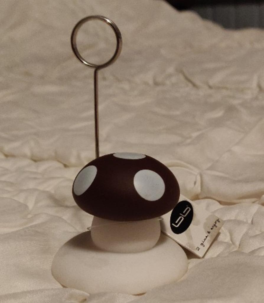 Fotoclipje Pitou paddestoel - BB collections, Enfants & Bébés, Cadeaux d'accouchement & Assiettes de naissance, Enlèvement ou Envoi