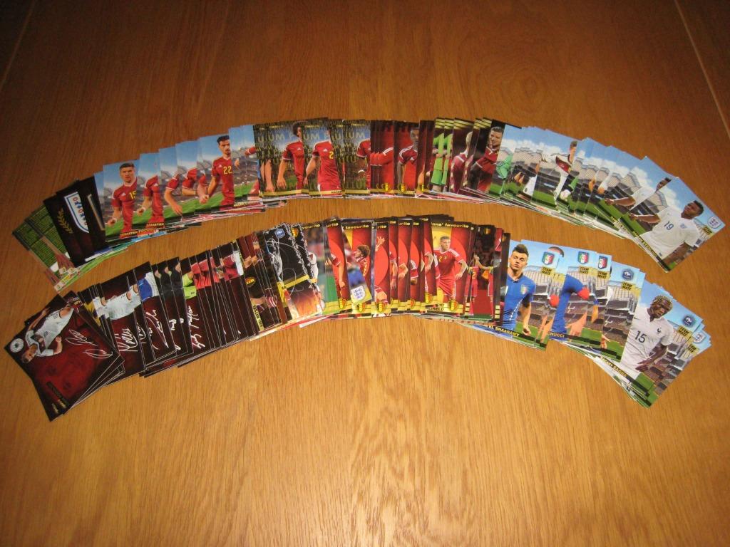 Kaartjes Panini Rode Duivels Carrefour Tousensemble (2015), Verzamelen, Ophalen of Verzenden, Zo goed als nieuw, Poster, Plaatje of Sticker