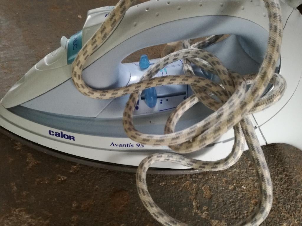 Strijkijzer Calor Avantis 95, Enlèvement, Utilisé, Fer à repasser avec cordon