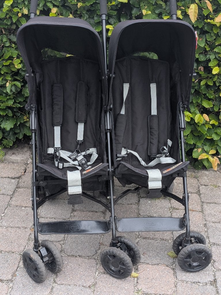 Dubbele buggy, Kinderen en Baby's, Ophalen, Gebruikt, Koelstra, Verstelbare rugleuning