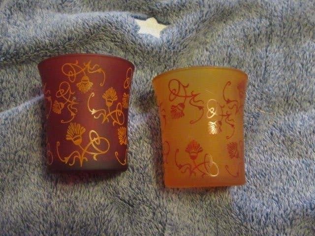 Decoratie: 2x Theelichthouder- voor kaarsen/theelichtjes, Huis en Inrichting, Overige typen, Oranje, Ophalen of Verzenden, Glas