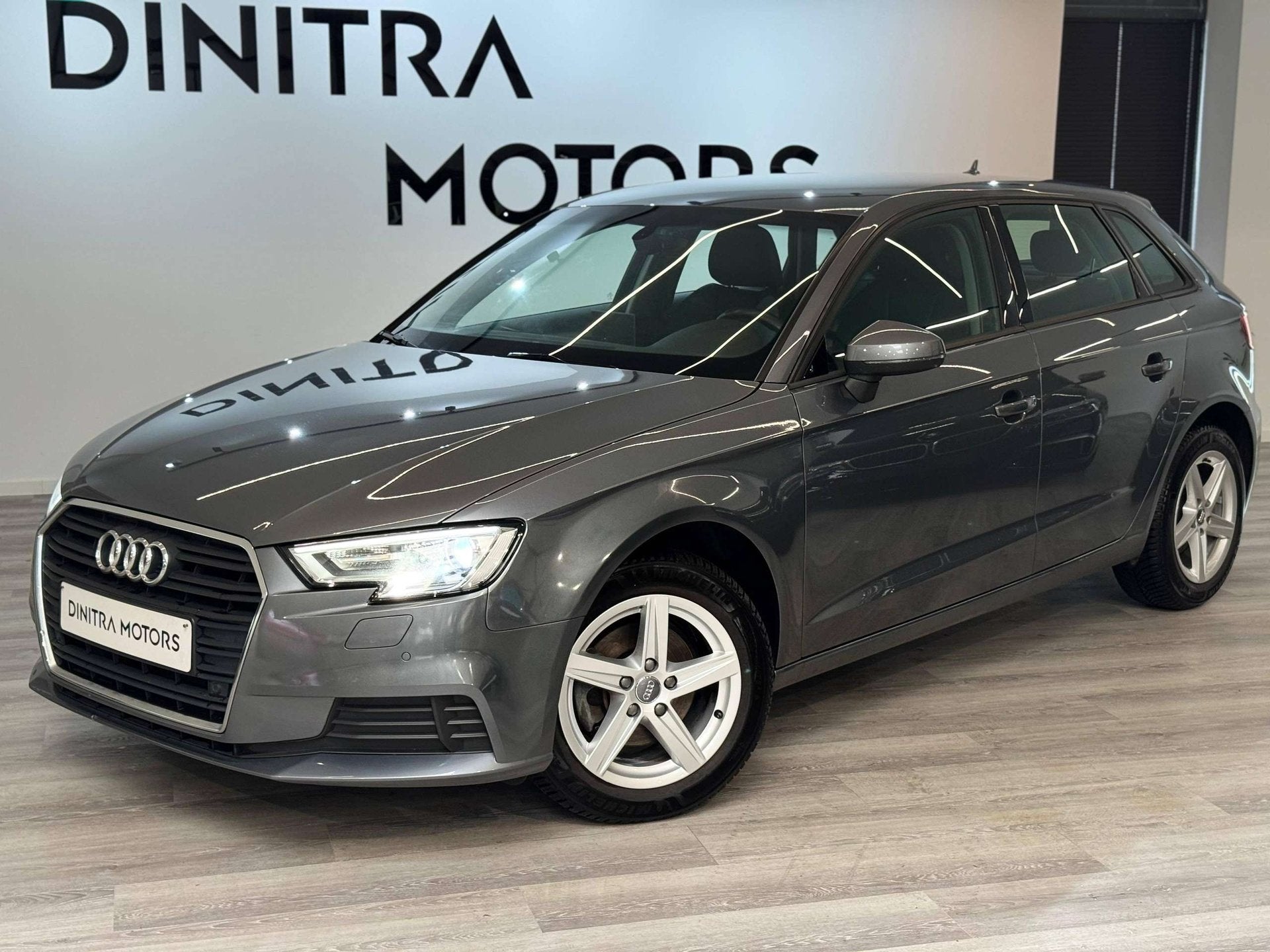 Audi A3 1.0 TFSI Sportback - Navi/Cruise/LED/Zetelvw, Autos, Argent ou Gris, Achat, Noir, 999 cm³