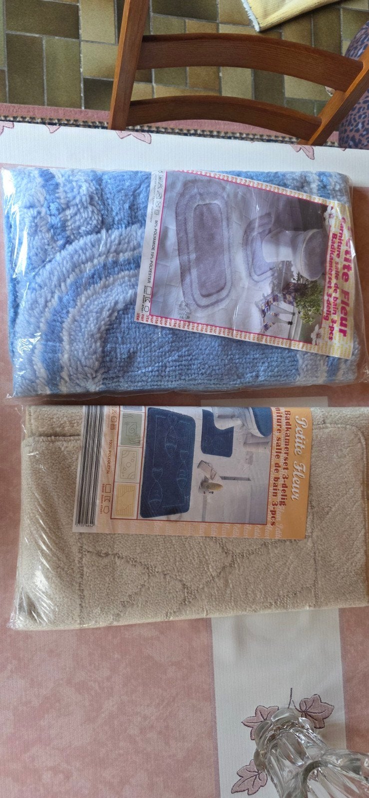 tapis de salle de bain, Enlèvement