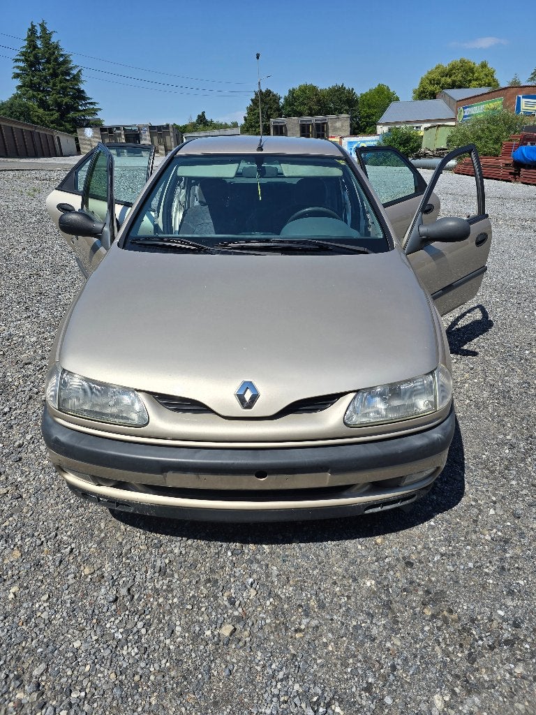 Renault Laguna 1.9 D faible kilométrage, Autos, Laguna, Achat, Entreprise, Diesel