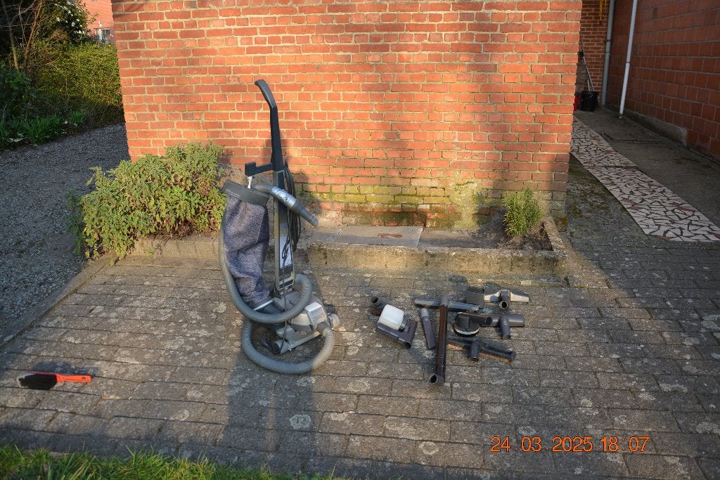 Kirby stofzuiger met accessoires, Aspirateur balai, Enlèvement, Utilisé, Moins de 1 200 watts