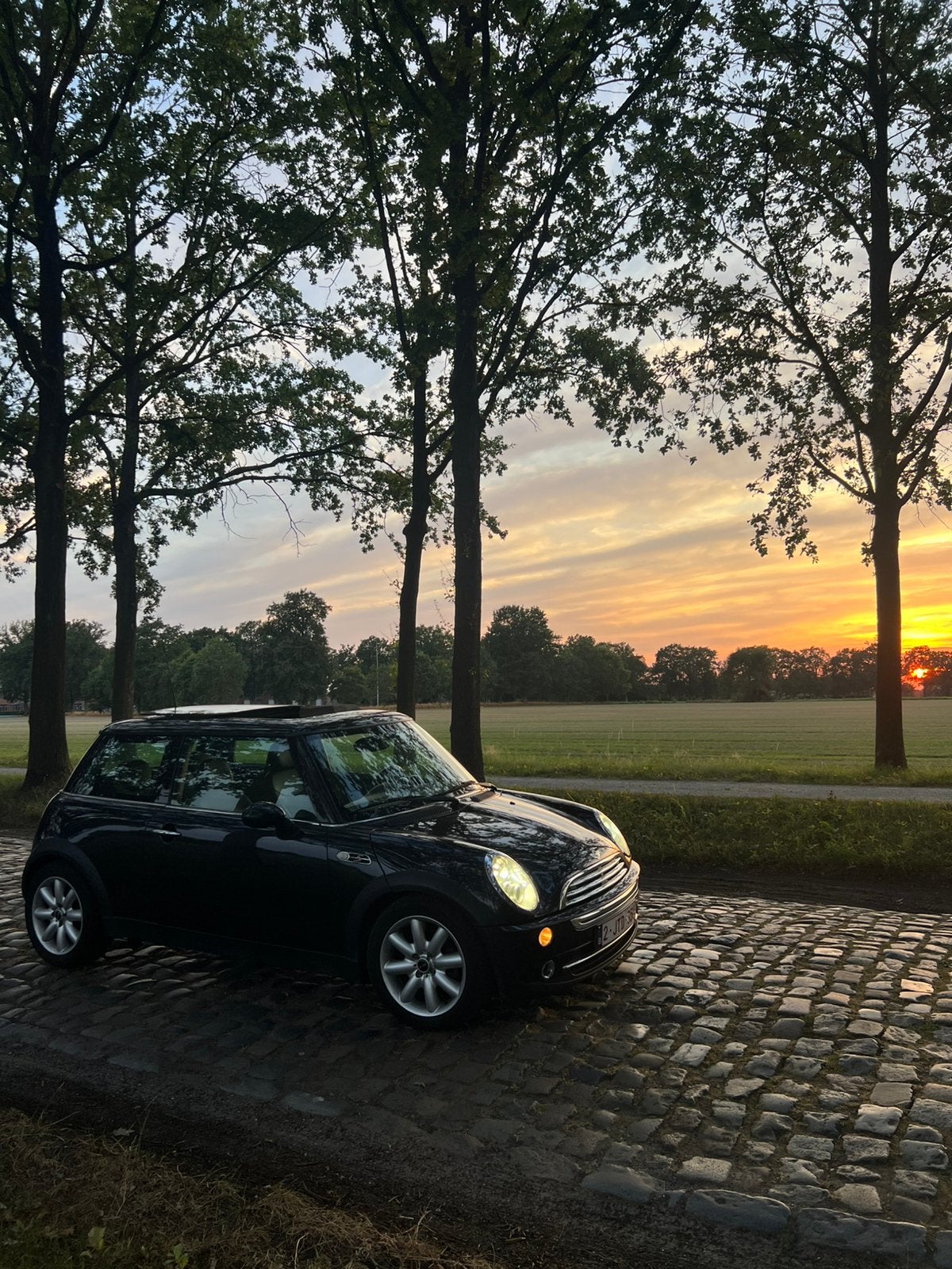 Mini Cooper Automaat, luxe uitvoering met vele opties, Enlèvement