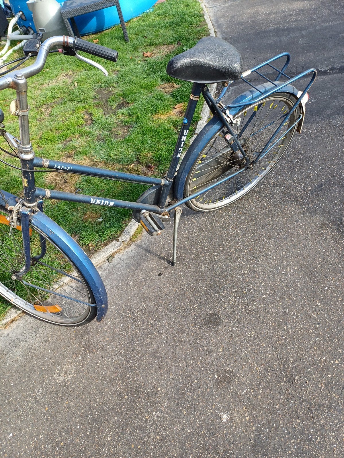 Studentenfiets., Enlèvement