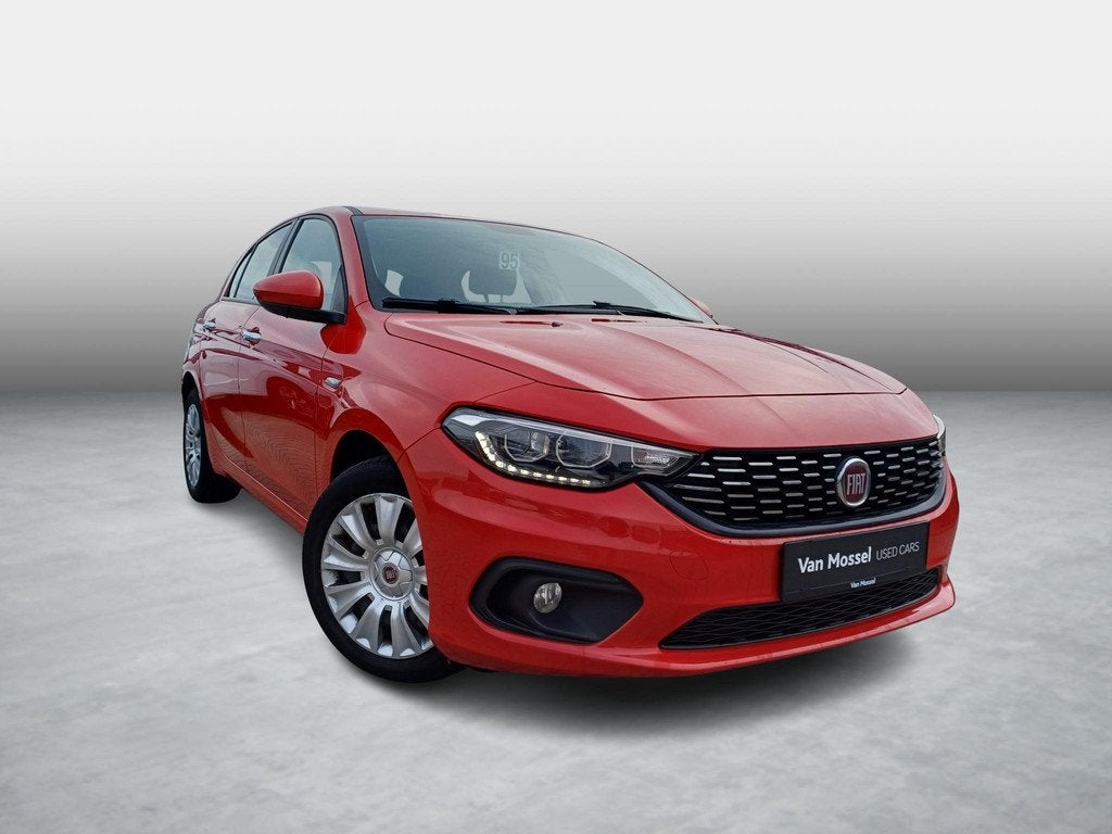Fiat Tipo 1.4 95 pk Pop, Auto's, Voorwielaandrijving, Stof, Gebruikt, Euro 6