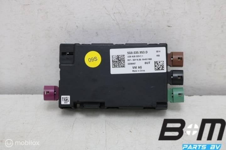 USB HUB met spanningsomvormer VW Polo 2G 5G0035953D, Utilisé