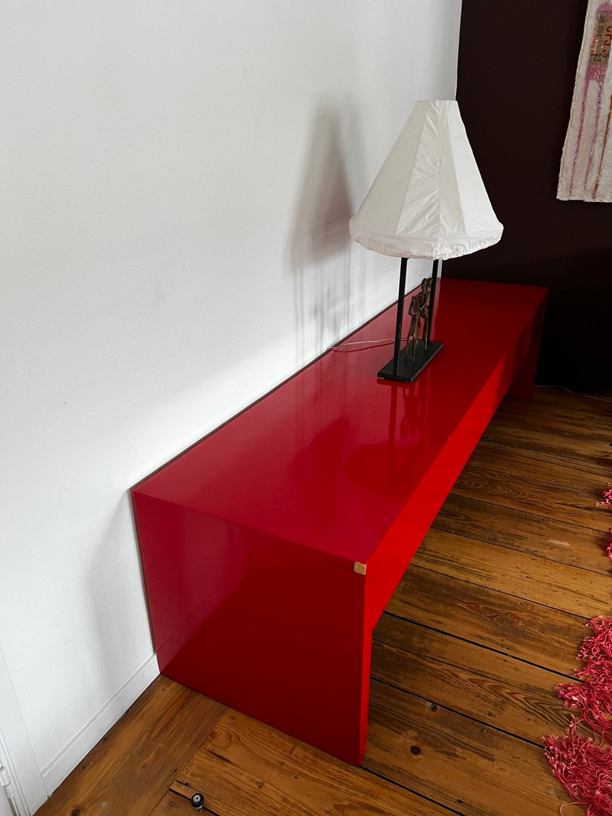 Console rouge en bois laqué, Maison & Meubles, Armoires | Commodes, Enlèvement, Comme neuf