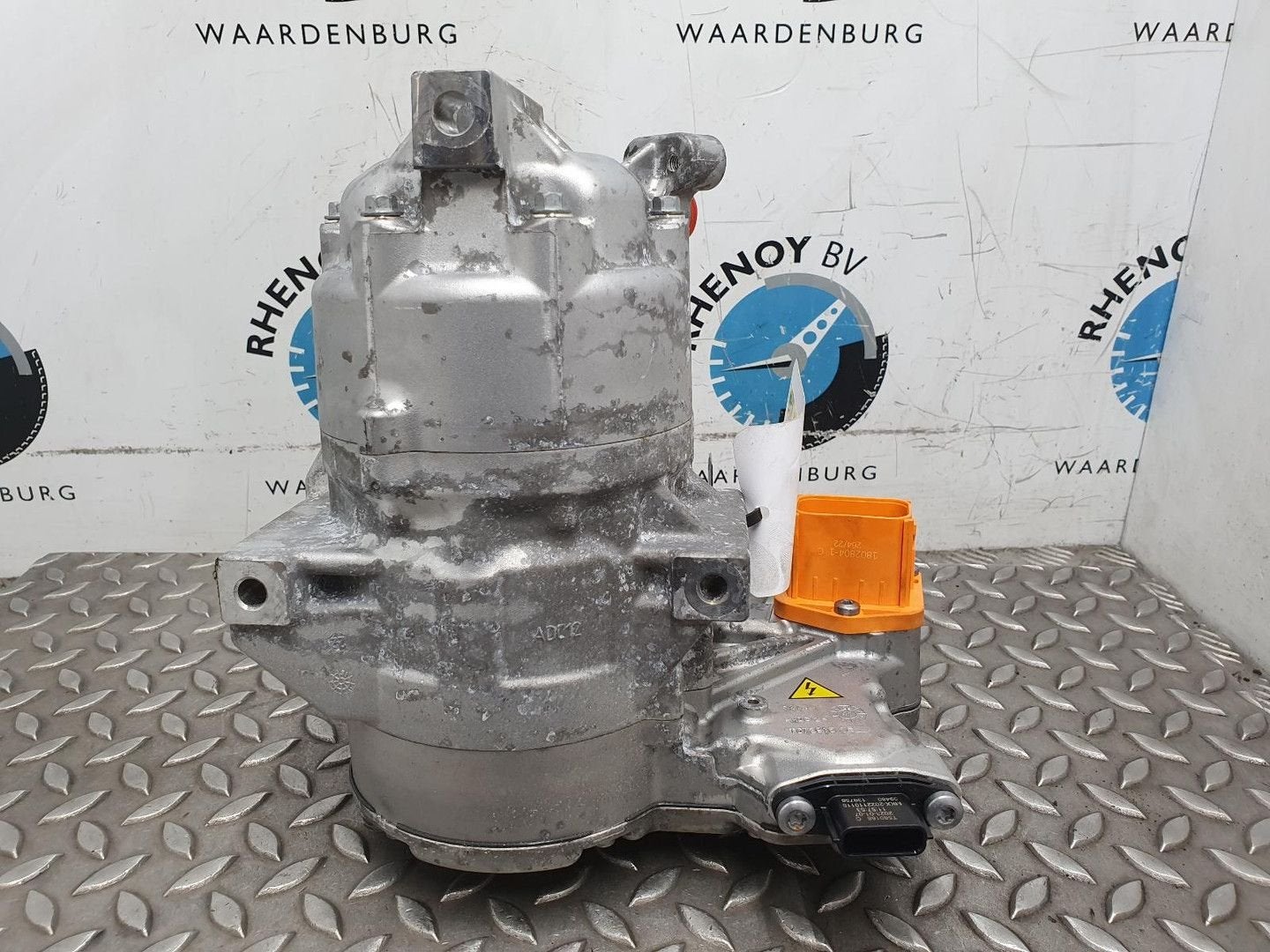 RENAULT RAFALE HYBRID E-TECH 200 AIRCO COMPRESSOR / AIRCOPOM, Ophalen of Verzenden, Gebruikt, ARN erkend