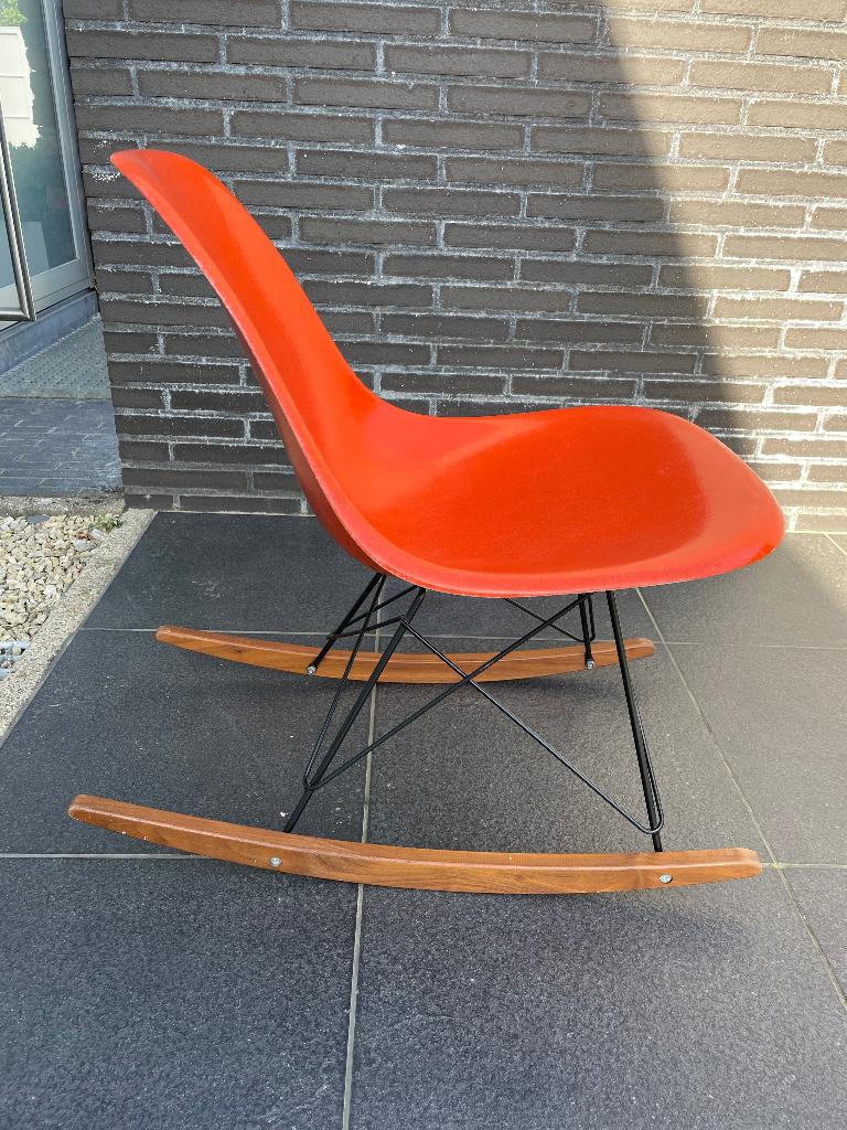 Fauteuil à bascule vintage Eames RAR, par Herman Miller, Enlèvement