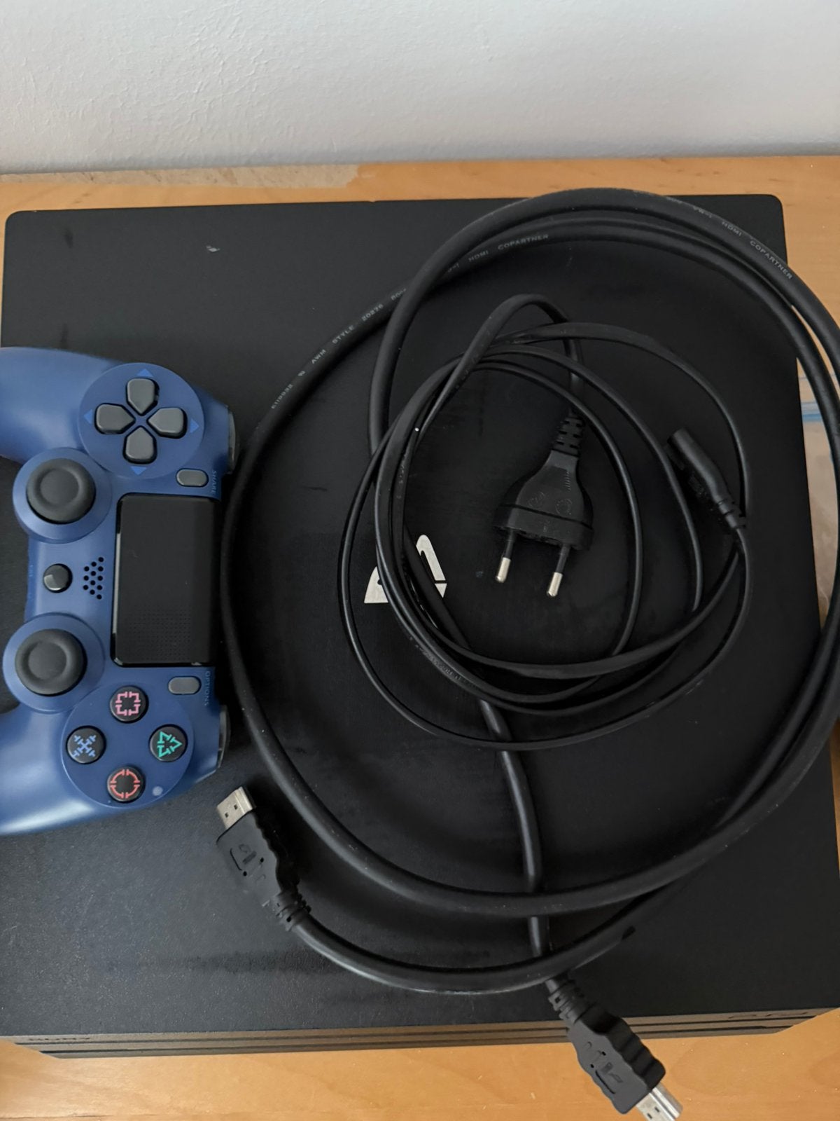 Ps4 pro met controller en ps4 spelletjes, Ophalen of Verzenden, Zo goed als nieuw