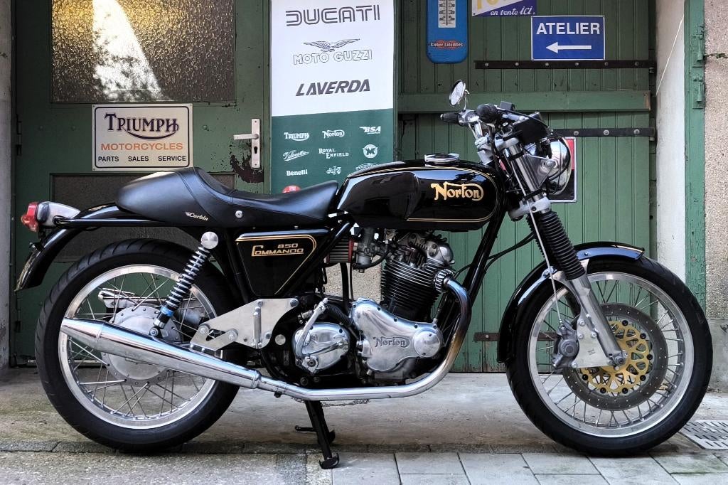 1974 - Norton - 850 Commando Roadster, Motoren, Ophalen, 2 cilinders, Meer dan 35 kW