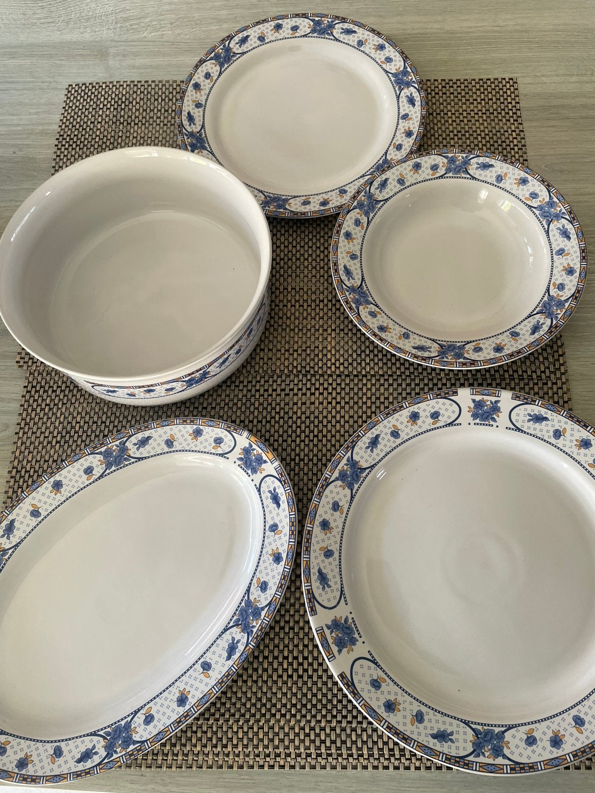 Servies, Antiquités & Art, Enlèvement