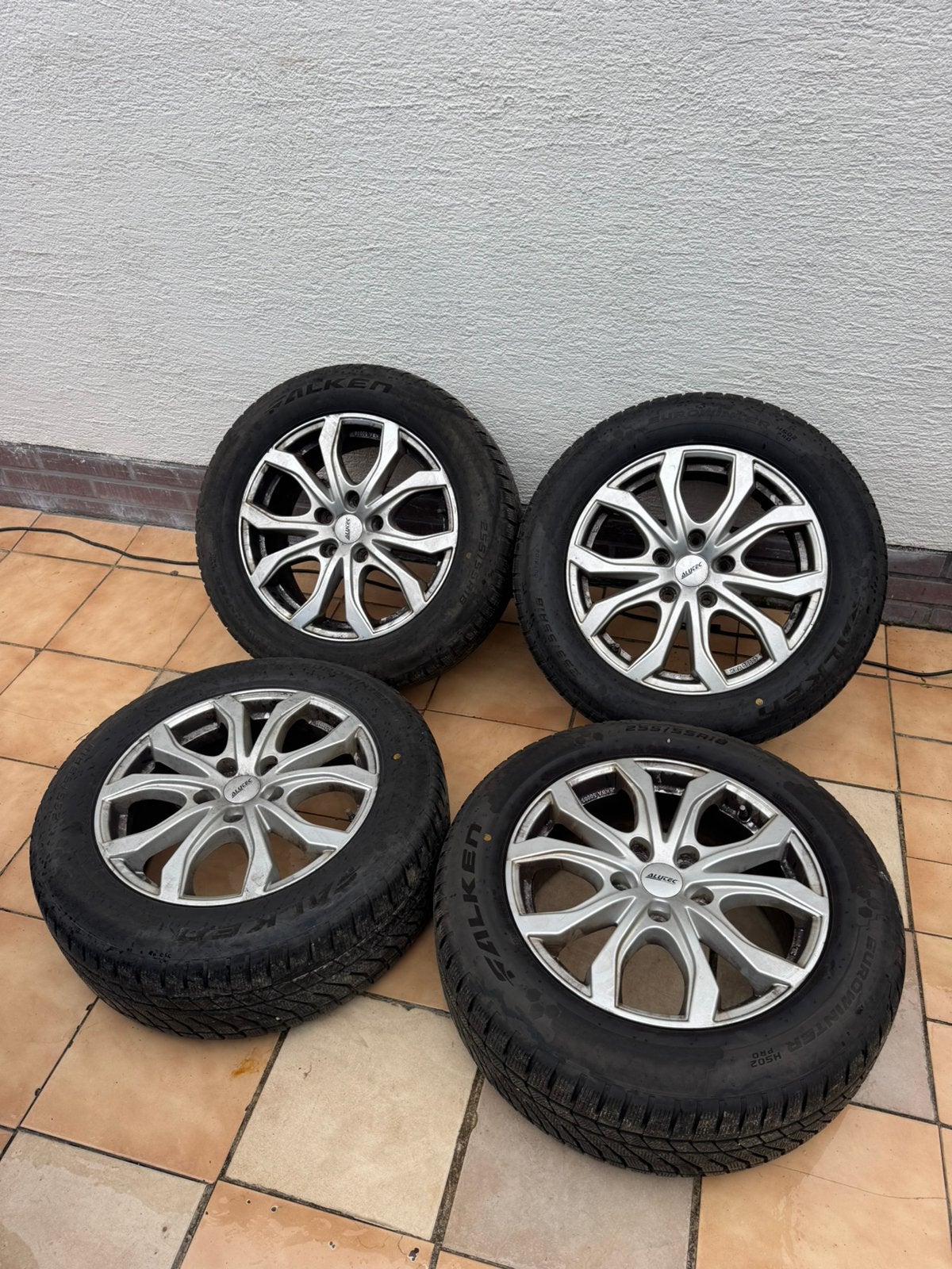 All Season SUV banden + Alutec velgen 255/55 R18, Ophalen, All Season, Band(en)